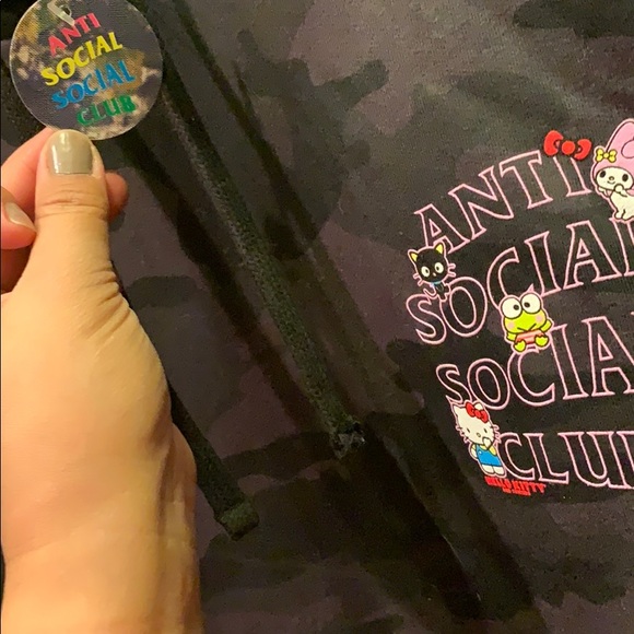 Hello Kitty ASSC Sweat - Picture 2 of 4